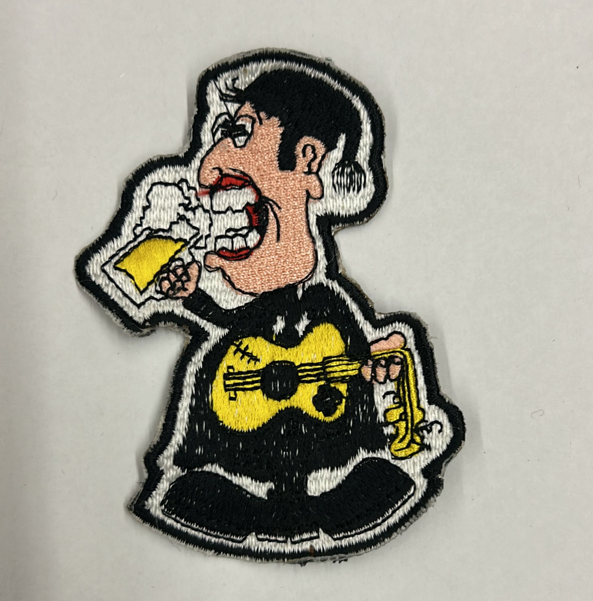 Bebado A Tocar Guitarra