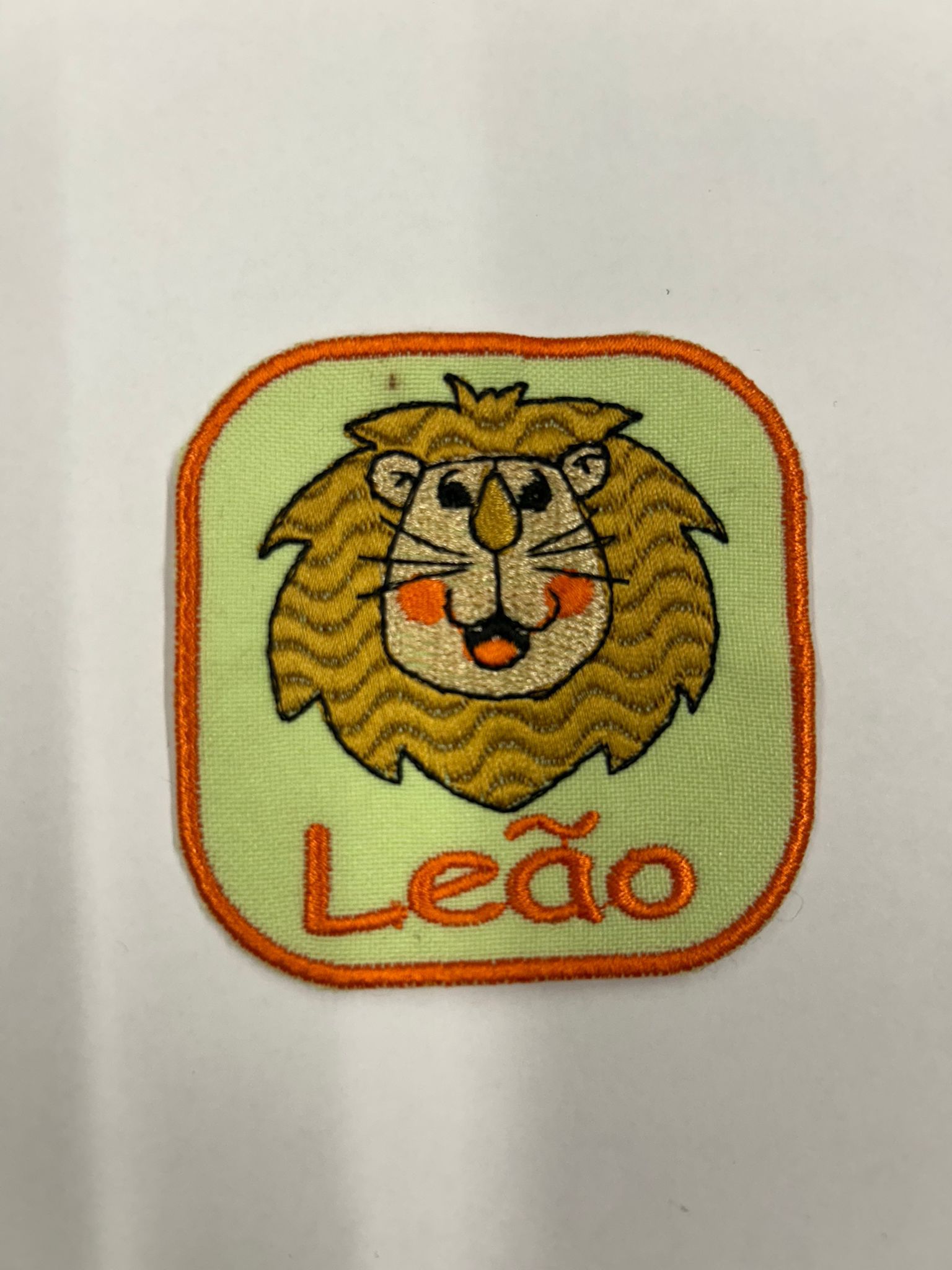 Leao-1
