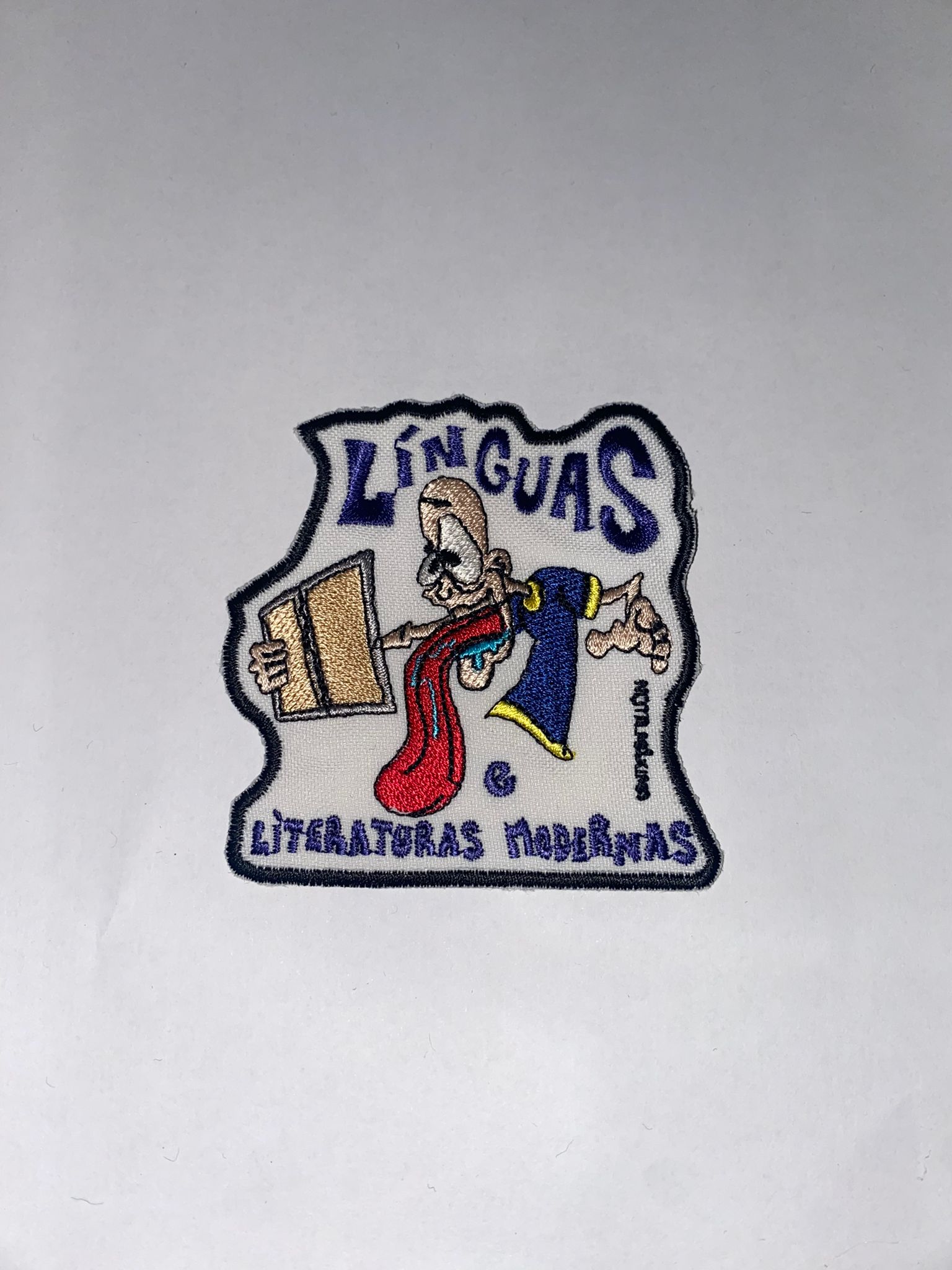 Linguas E Literaturas Medeânas