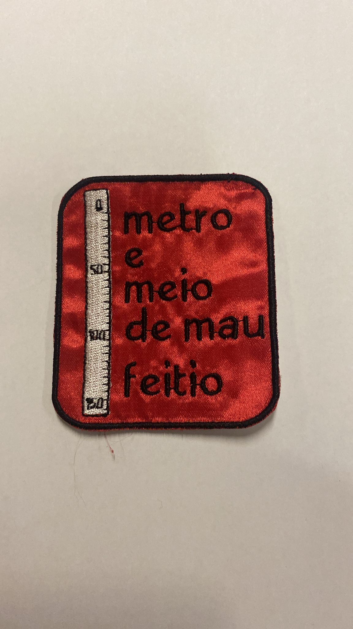 Metro E Meio De Mau Feitio
